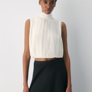 Aritzia Babaton Ezra top